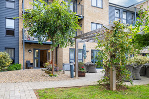 Communal garden- click for photo gallery